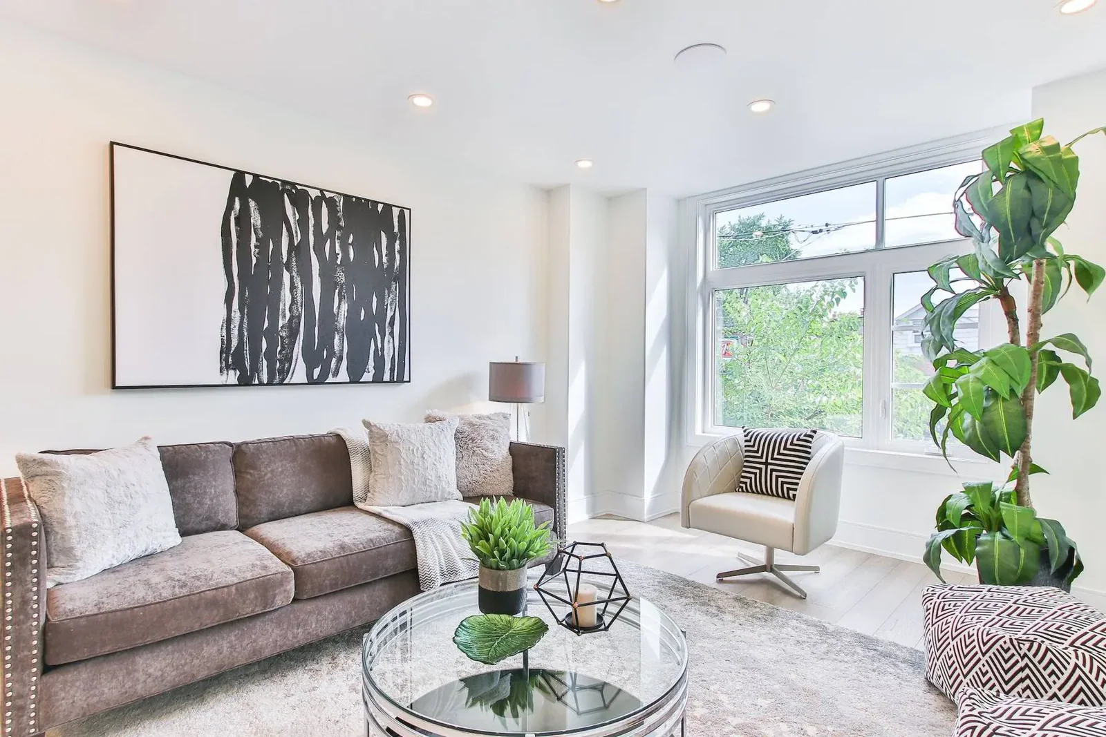 abstract patterns in interior design