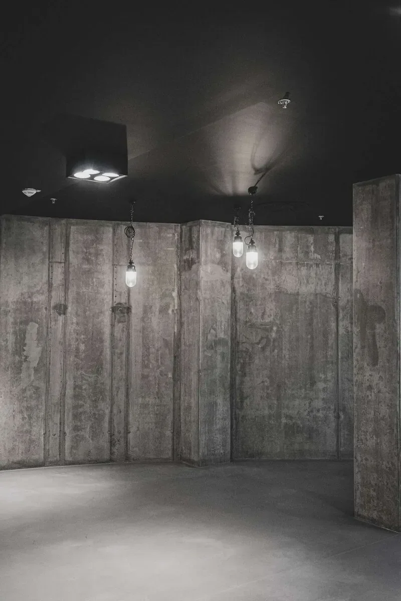 open space in industrial interior design